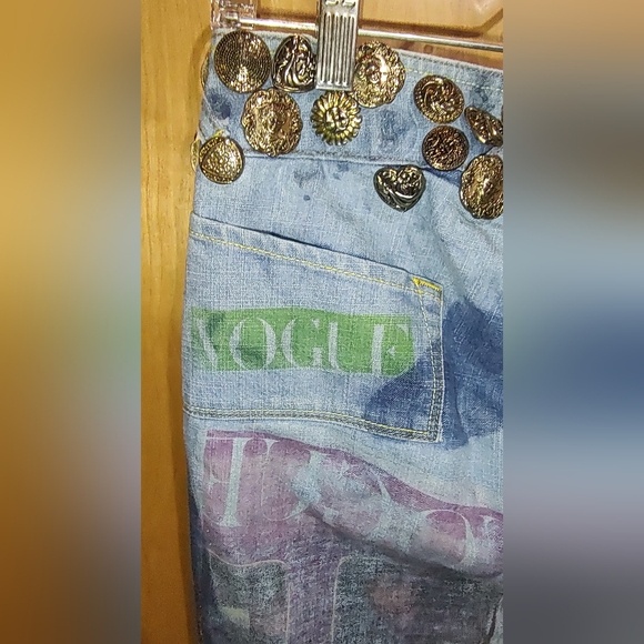 Von Dutch Originals Kustommade Jeans Womens w/Metal Accents Vogue Graffiti Sz 27 - Picture 13 of 16